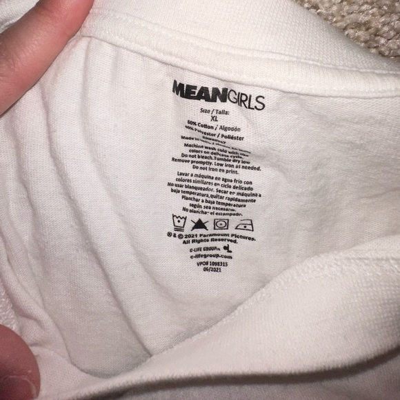 Mean Girls T-Shirt - Picture 3 of 3